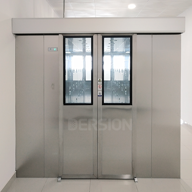 Automatic door cargo shower room